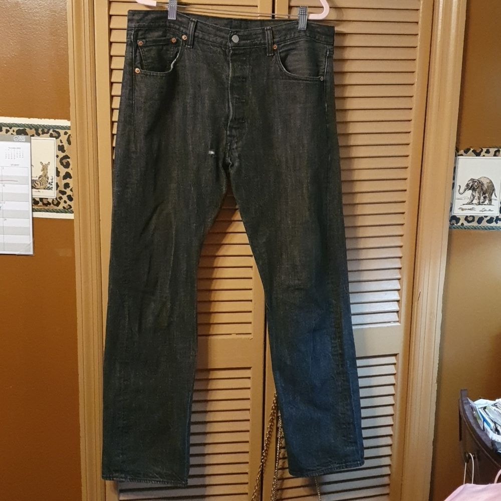 Men's Black Levi's 501 Relaxed Jeans sz 36W x 34L